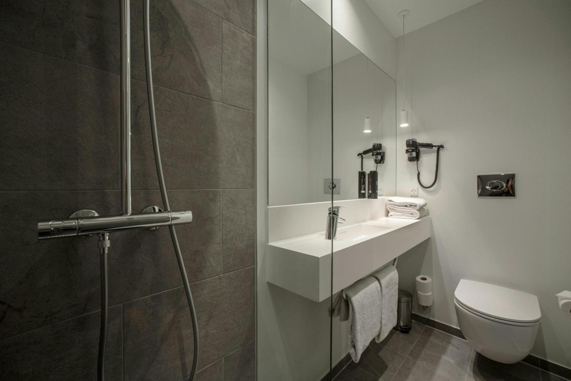 Four Points Flex By Sheraton Χόρσενς Εξωτερικό φωτογραφία